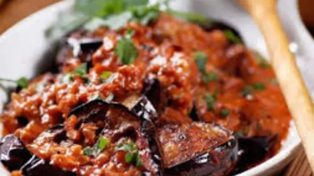 المسقعة باللحمة المفرومة