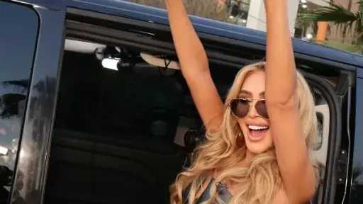 مايا دياب تخطف الأنظار بفستان أسود أنيق ولمسة طبيعية ساحرة مايا دياب تخطف الأنظار بفستان أسود أنيق ولمسة طبيعية ساحرة