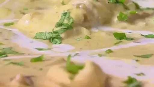 طريقة إعداد بيكاتا الدجاج بنكهة شهية لتجربة لا تُنسى طريقة إعداد بيكاتا الدجاج بنكهة شهية لتجربة لا تُنسى