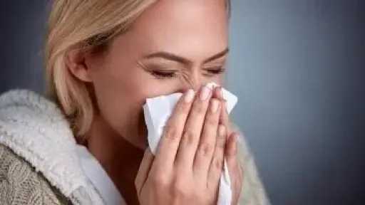 كيف تؤثر الأطعمة على سيلان الأنف خلال نزلات البرد؟ اكتشف الحل