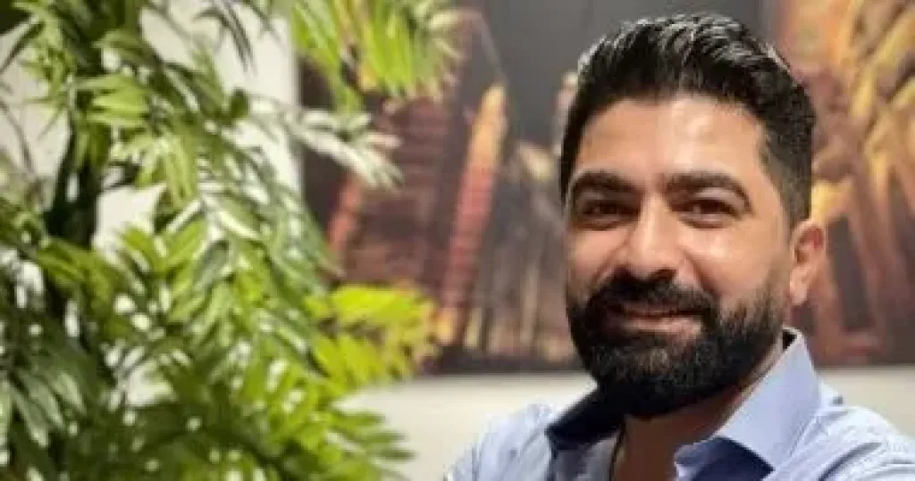 الفنان فادي خفاجة