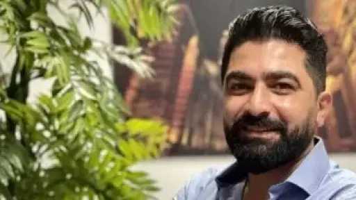 المحكمة الاقتصادية بالقاهرة تصدُر حكمًا بحبس الفنان فادي خفاجة بتهمة سبّ وقذف الفنان مجدي كامل