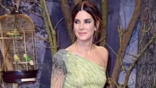 ساندرا بولوك.. من ألم الفقد إلى العزلة عن الأضواء والمجتمع