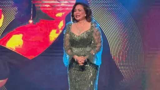 إلهام شاهين تبكي في حفل افتتاح مهرجان شرم الشيخ: تعب السنين لم يذهب هدرًا