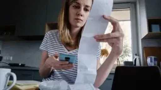 5 خطوات ذكية لتجنب الأزمات المالية قبل نهاية الشهر 5 خطوات ذكية لتجنب الأزمات المالية قبل نهاية الشهر