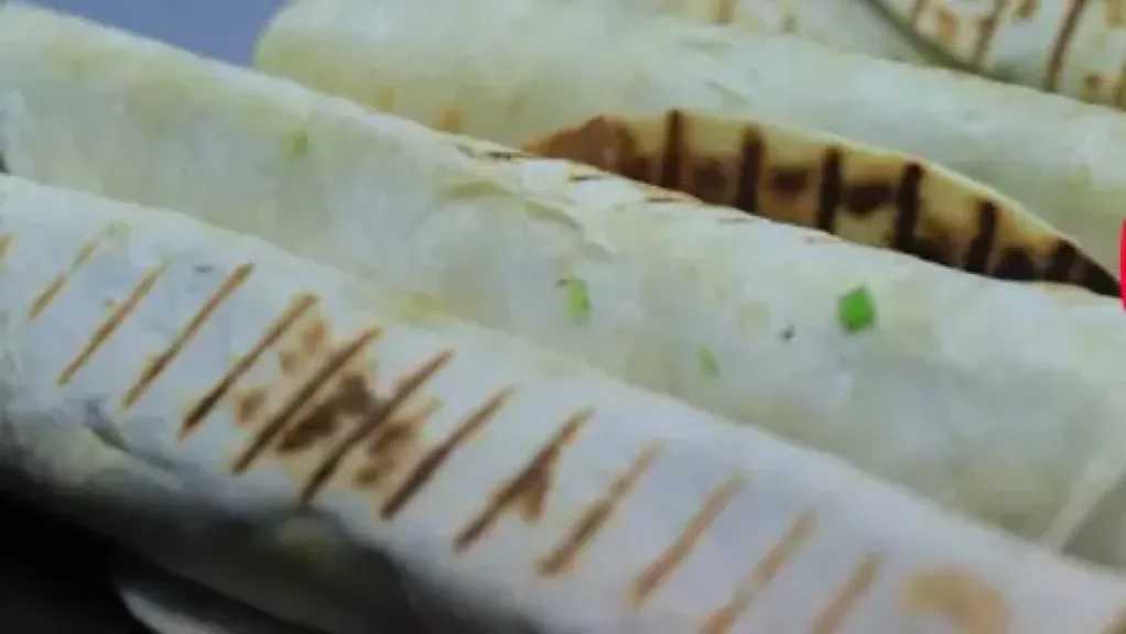 تحضير سندوتش الفاهيتا الشهي بخطوات سهلة ومذاق لا يُقاوم