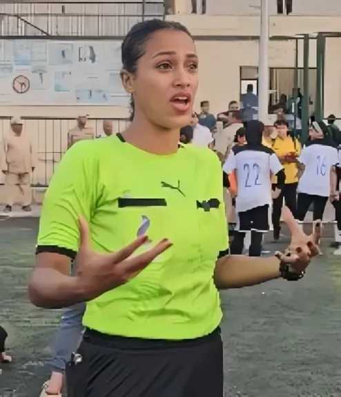 آية عنتر تدير مباراة الجزائر والأردن في دورة شمال أفريقيا للسيدات