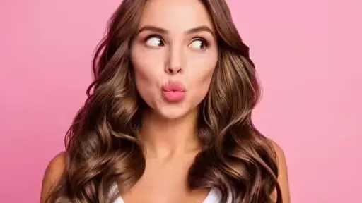 أسرار الشفاه الممتلئة والنضرة.. خطوات طبيعية سهلة وبسيطة