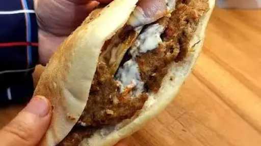 وصفة دونر الكباب التركي تتصدر المشهد بمذاق لا يقاوم