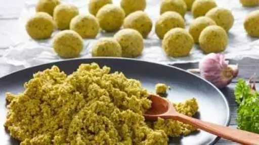 سر الطعمية البيتي… وصفة مضمونة بطعم زمان وبخطوات سهلة