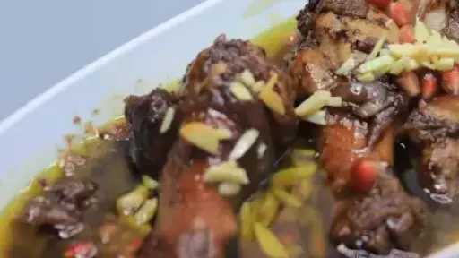 وصفة مميزة.. كيفية تحضير دبابيس الدجاج بدبس الرمان بخطوات سهلة وطعم شهي