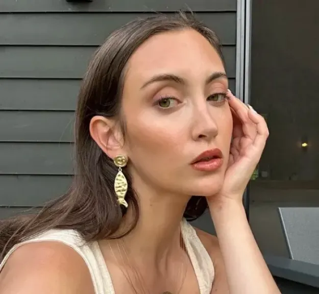 منطقة أسفل العين