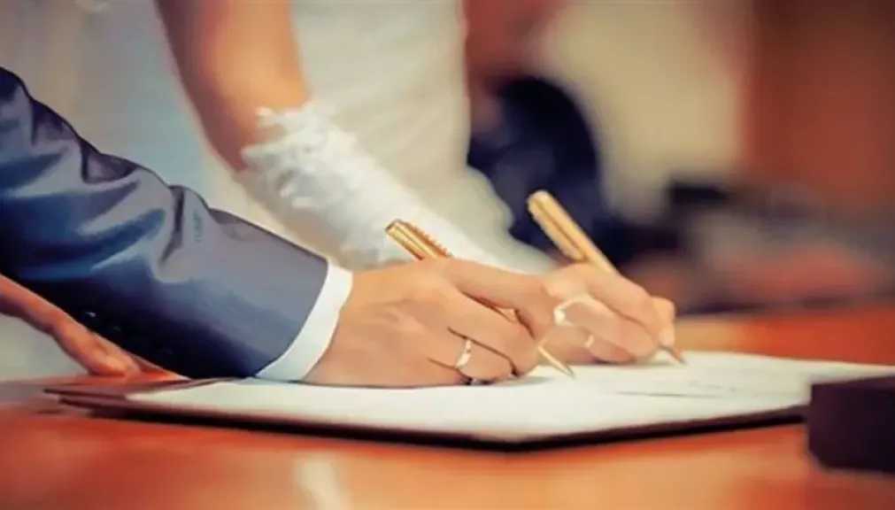 التعبئة والإحصاء: انخفاض حالات الزواج في 2024 إلى 936 ألف حالة