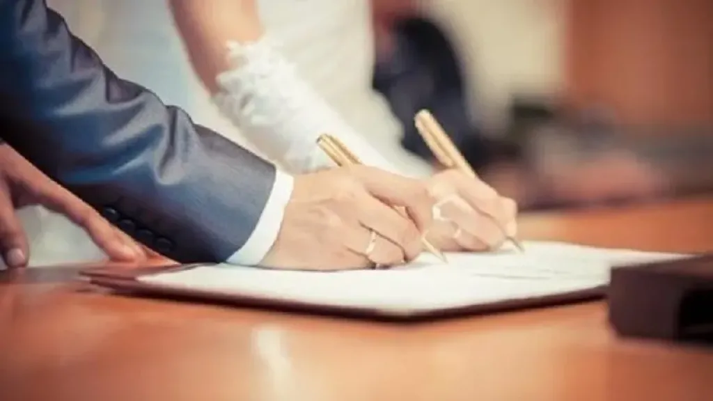 الزواج العرفي