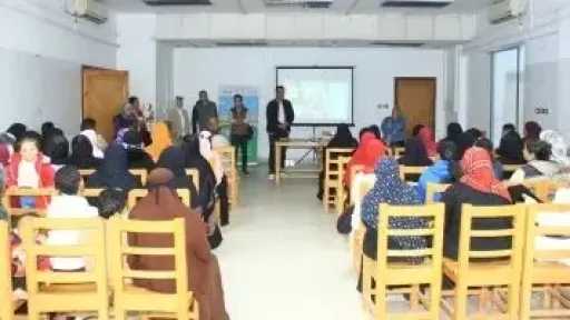 برنامج تدريبي لتعزيز الوعي الغذائي للمعلمات في مدارس التعليم المجتمعي بسوهاج