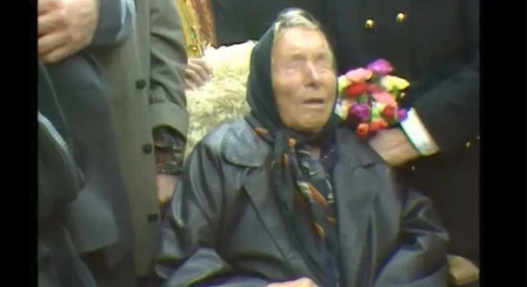 نور مجهول فوق حدث عالمي كبير.. نبوءة بابا فانجا تثير الجدل مجددًا