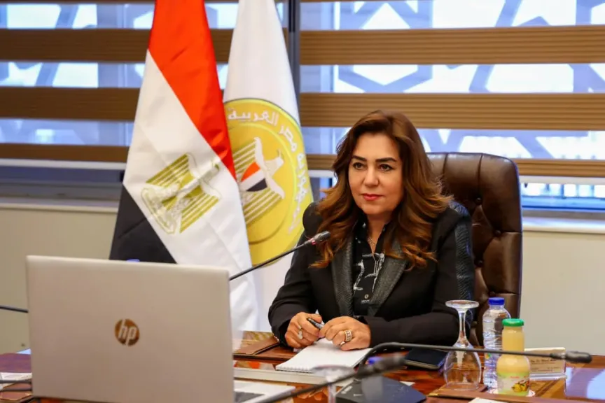 الدكتورة منال عوض