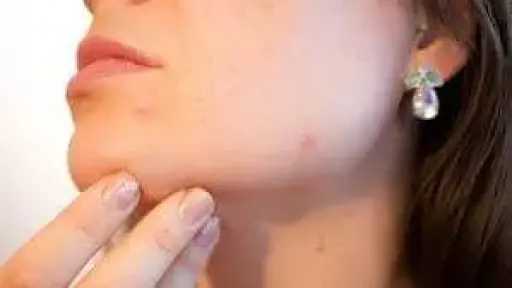 ماسك صباحي يحمي بشرتك من جفاف الشتاء.. الحل السحري لكل أنواع البشرة ماسك صباحي يحمي بشرتك من جفاف الشتاء.. الحل السحري لكل أنواع البشرة