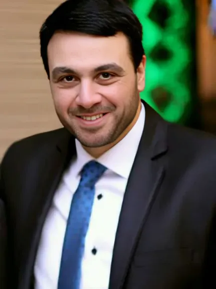 الفنان سعيد مختار