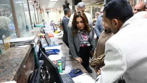 تفاصيل إقالة وزيرة التنمية المحلية لرئيس حي النزهة