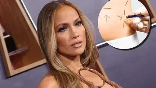 جينيفر لوبيز تحتضن ”عام التجديد”.. رحلة التجميل والطموح تثير الجدل والترقب جينيفر لوبيز تحتضن ”عام التجديد”.. رحلة التجميل والطموح تثير الجدل والترقب