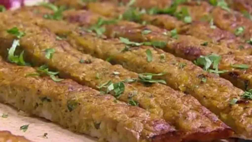 طريقة إعداد كفتة الدجاج اللذيذة بوصفة منزلية مبتكرة