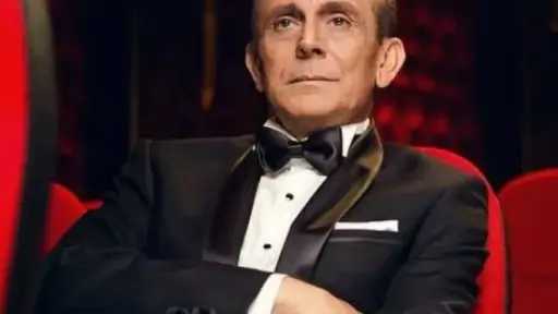 محمد صبحي يرد على أزمة السائق: ”مش هقطع عيشه أبدًا” محمد صبحي يرد على أزمة السائق: ”مش هقطع عيشه أبدًا”