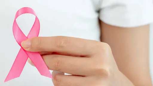 سرطان الثدي.. أبرز أعراضه وكيفية الكشف المبكر لتحسين فرص العلاج سرطان الثدي.. أبرز أعراضه وكيفية الكشف المبكر لتحسين فرص العلاج