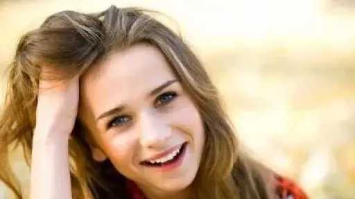 دليلك للعناية بالشعر في الشتاء.. حافظي على ترطيبه ونعومته رغم البرد القارس دليلك للعناية بالشعر في الشتاء.. حافظي على ترطيبه ونعومته رغم البرد القارس