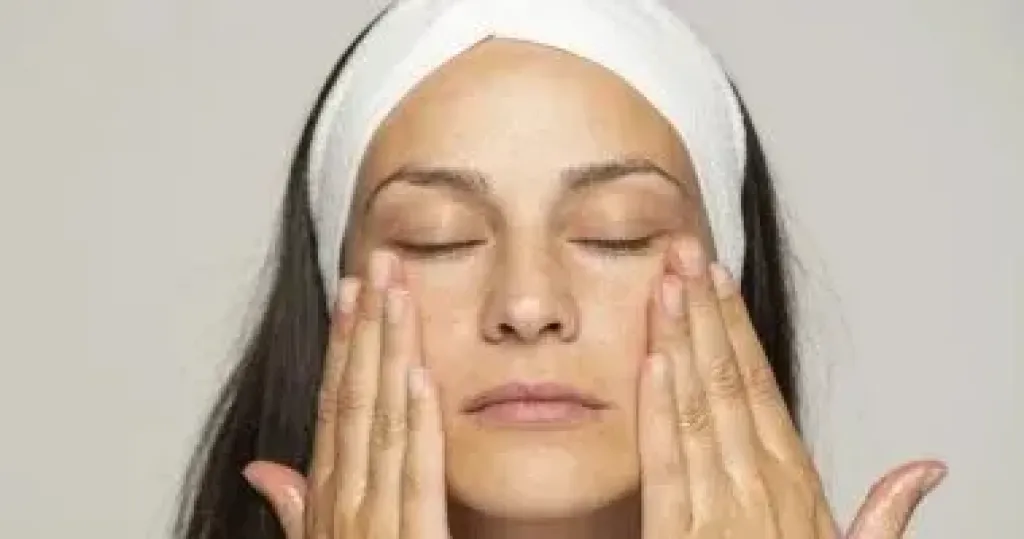 تدليك الوجه