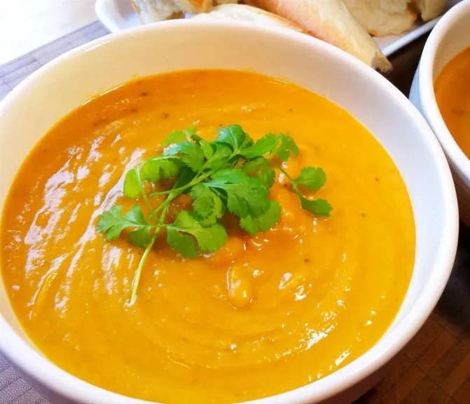 شوربة العدس الأصفر