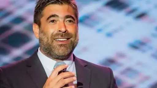 وائل كفوري ينجو من حادث طائرة خاصة وائل كفوري ينجو من حادث طائرة خاصة