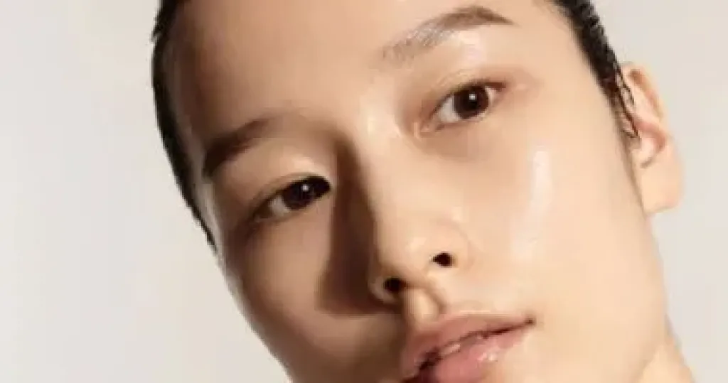 العناية بالبشرة