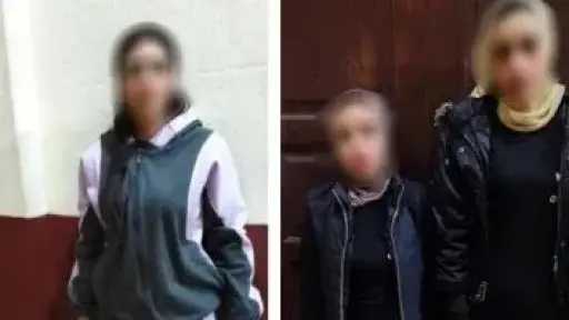 الإيقاع بثلاث سيدات يستخدمن تطبيقات الهواتف للترويج لأنشطة مخالفة للآداب في الإسكندرية الإيقاع بثلاث سيدات يستخدمن تطبيقات الهواتف للترويج لأنشطة مخالفة للآداب في الإسكندرية