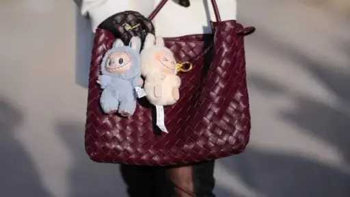 حقائب 2025.. إطلالات أناقة فريدة وتريندات متعددة