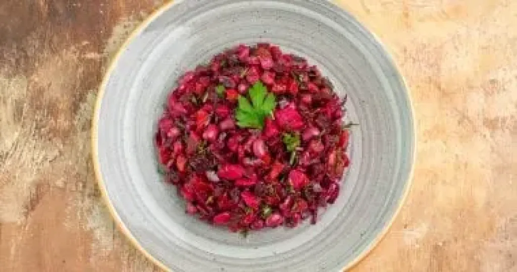 سلطة البنجر