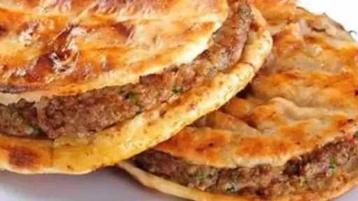 أسهل طريقة لتحضير الحواوشي بالعيش البلدي على الطريقة المصرية