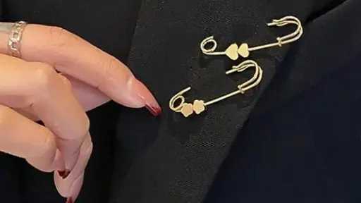 البروش يتصدر موضة 2026.. لمسة عصرية لكل إطلالة