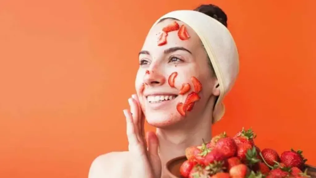 ماسك الفراولة 