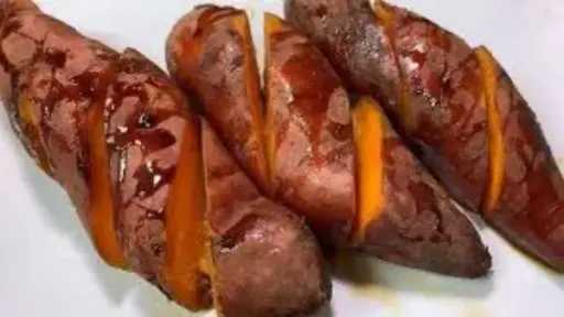 وصفة البطاطا المشوية في الفرن.. طريقة سهلة وصحية بطعم شهي