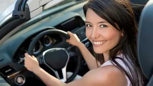 هتطلعي رخصة القيادة في وقت قياسي.. كيف غير التحول الرقمي شكل وحدات المرور؟