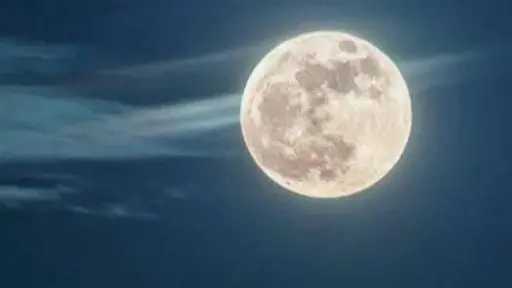 حدث فلكي نادر تشهده سماء الوطن العربي غدًا