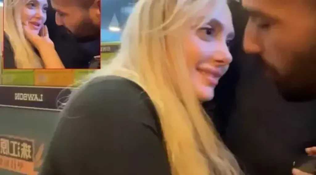 حاول تقبيلها بالقوة.. شاب مصري يعتدي على بلوجر روسية خلال بث مباشر بالصين