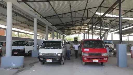 محافظ البحيرة تلغي حظر جلوس السيدات بالمقاعد الأمامية وتؤكد التزامها بالمساواة