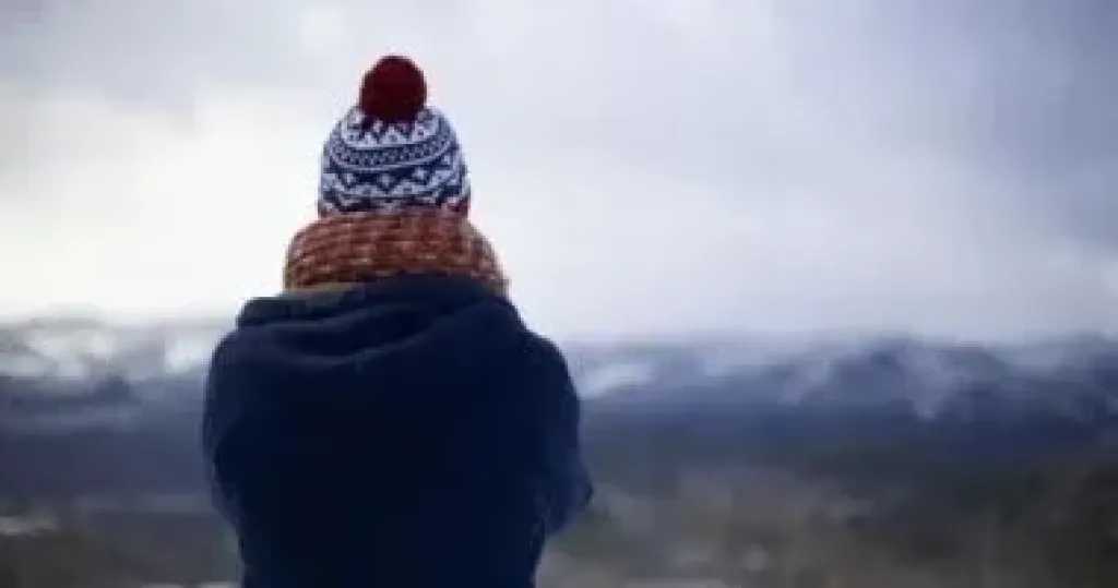 كيف تختار الملابس الشتوية المناسبة لضمان صحة ونمو طفلك بشكل مثالي؟