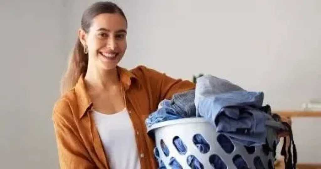 قطعة ملابس أكثر خطورة على صحتك إذا لم تُغسل فورًا.. خلي بالك منها