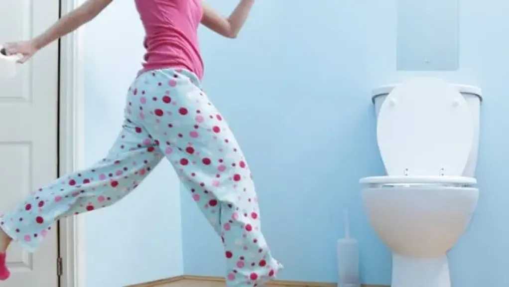 أضرار التبول الاحتياطي على صحة المثانة.. تحذير طبي يثير الانتباه
