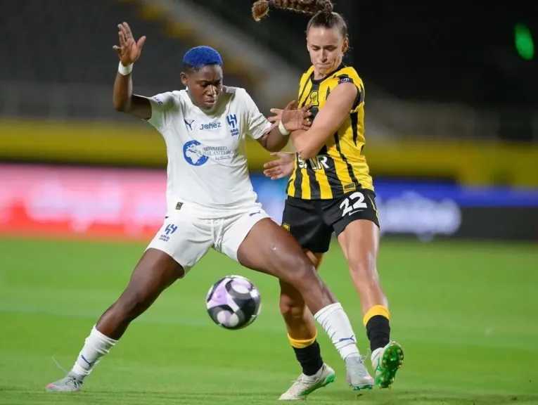 السعودية.. انطلاق فترة التسجيل الشتوية لدعم كرة القدم النسائية في موسم 2025/2026