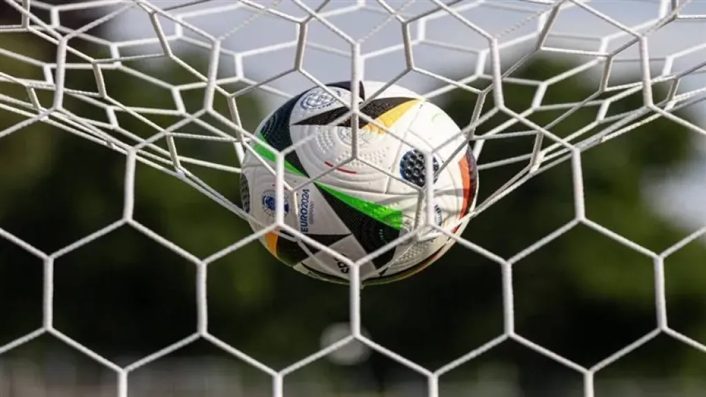 مباريات اليوم الأحد