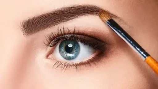 أسرار تكثيف الحواجب.. طرق طبيعية للحصول على مظهر جذاب وساحر أسرار تكثيف الحواجب.. طرق طبيعية للحصول على مظهر جذاب وساحر